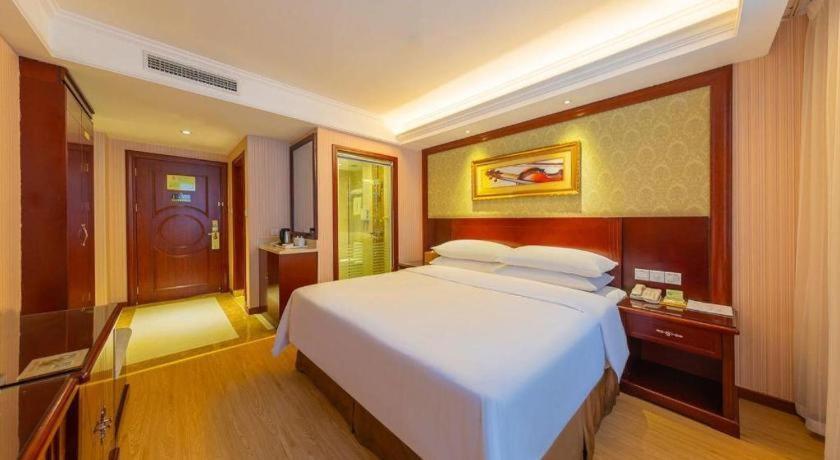 Yichang Vienna Hotel Wanda Branch 外观 照片