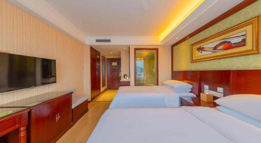 Yichang Vienna Hotel Wanda Branch 外观 照片